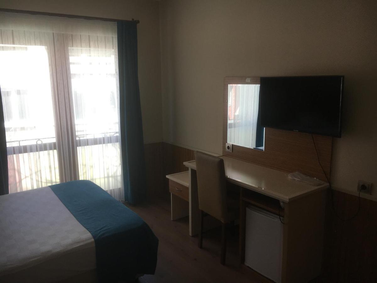 Oezguer Hotel ทรับซอน ภายนอก รูปภาพ