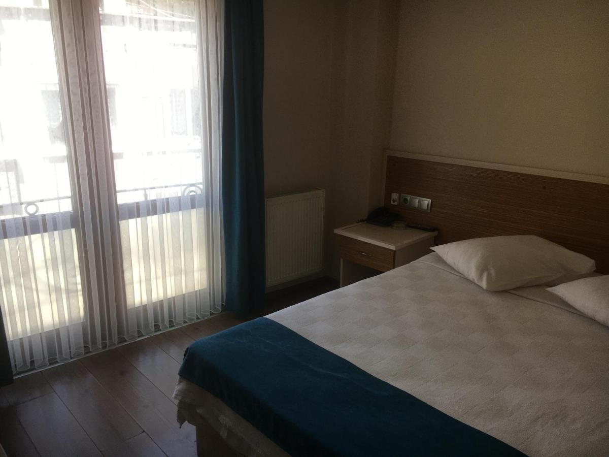 Oezguer Hotel ทรับซอน ภายนอก รูปภาพ